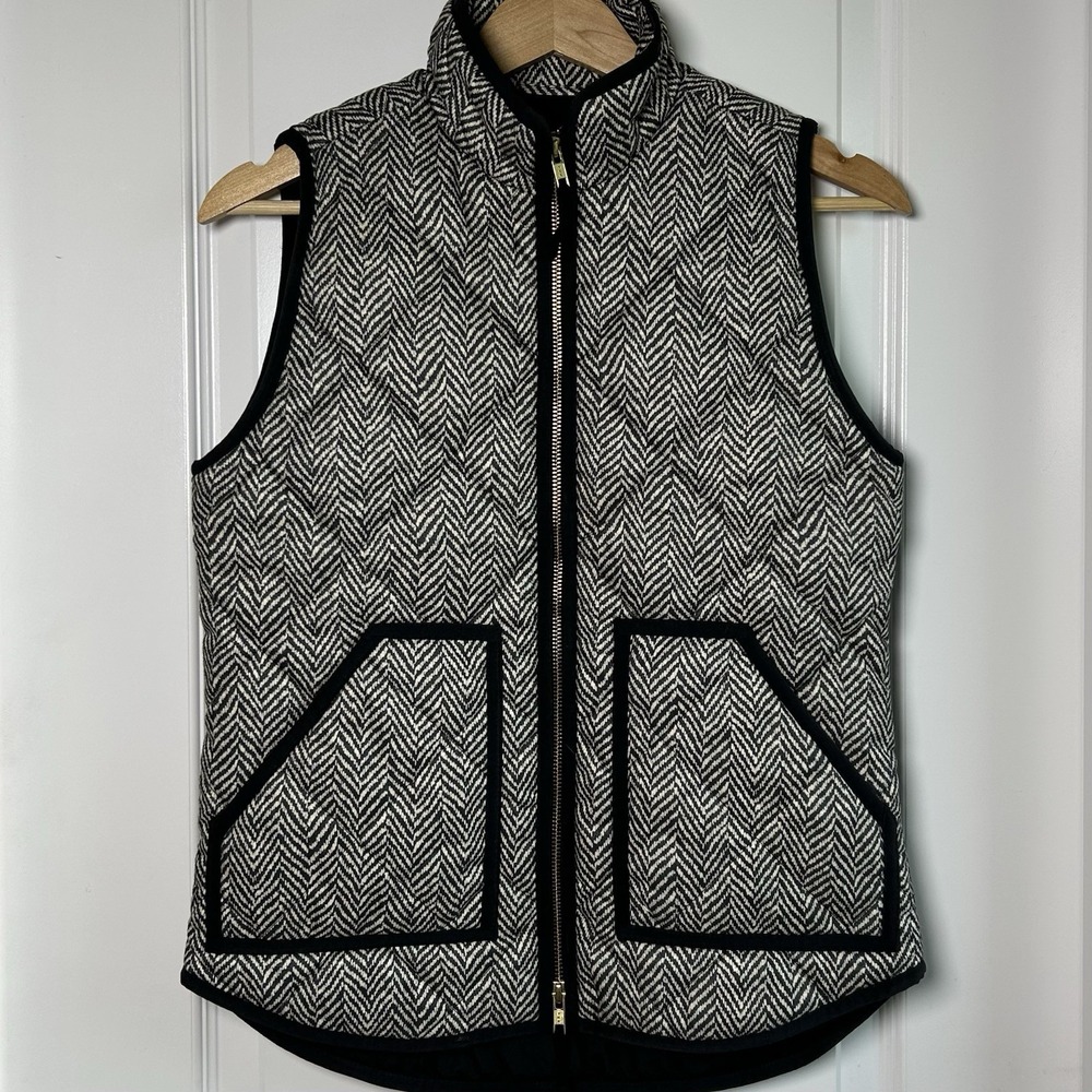 J.Crew‎ Black Cream Herringbone Gold Zip Quilted Vest Old Money Ivy League Style